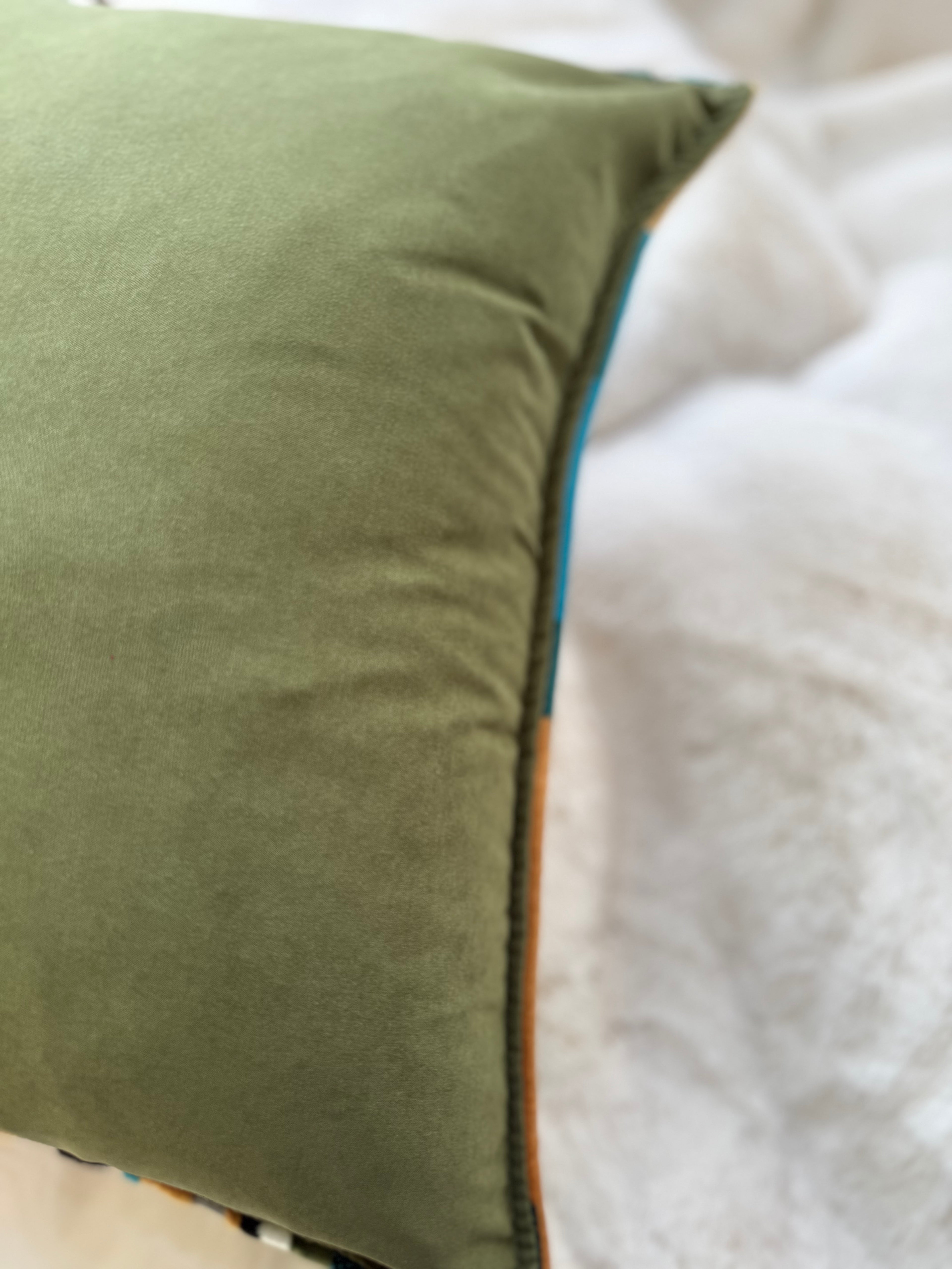 Cuscino Arredo in Ciniglia e Velluto – Made in Italy, Lavabile e "Double Face" Flots
