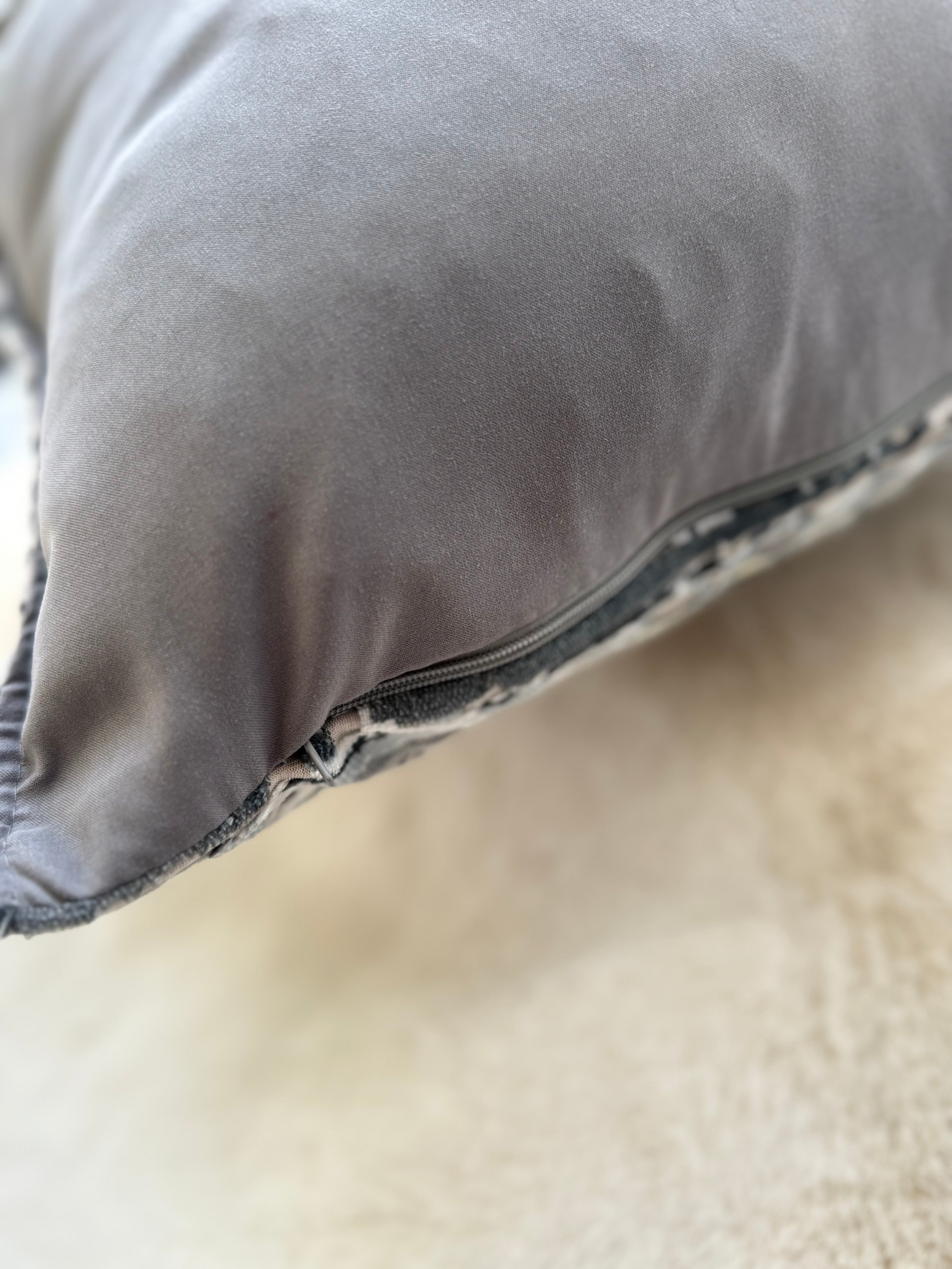 Cuscino Arredo in Ciniglia e Velluto – Made in Italy, Lavabile e "Double Face" Swol