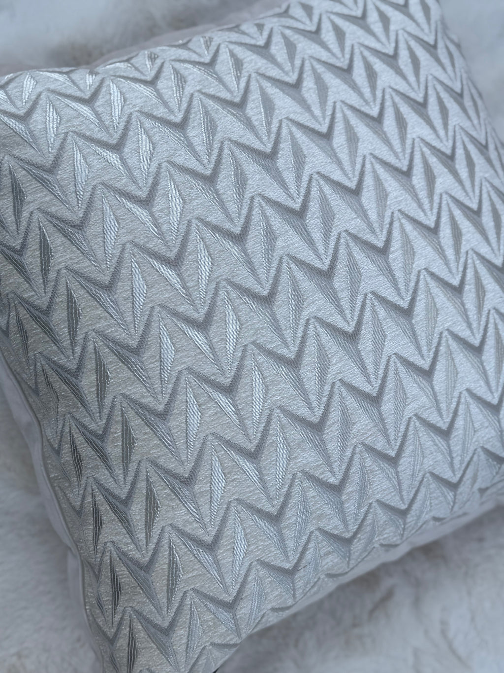 Cuscino Arredo in Ciniglia e Velluto – Made in Italy, Lavabile e "Double Face" Zaw