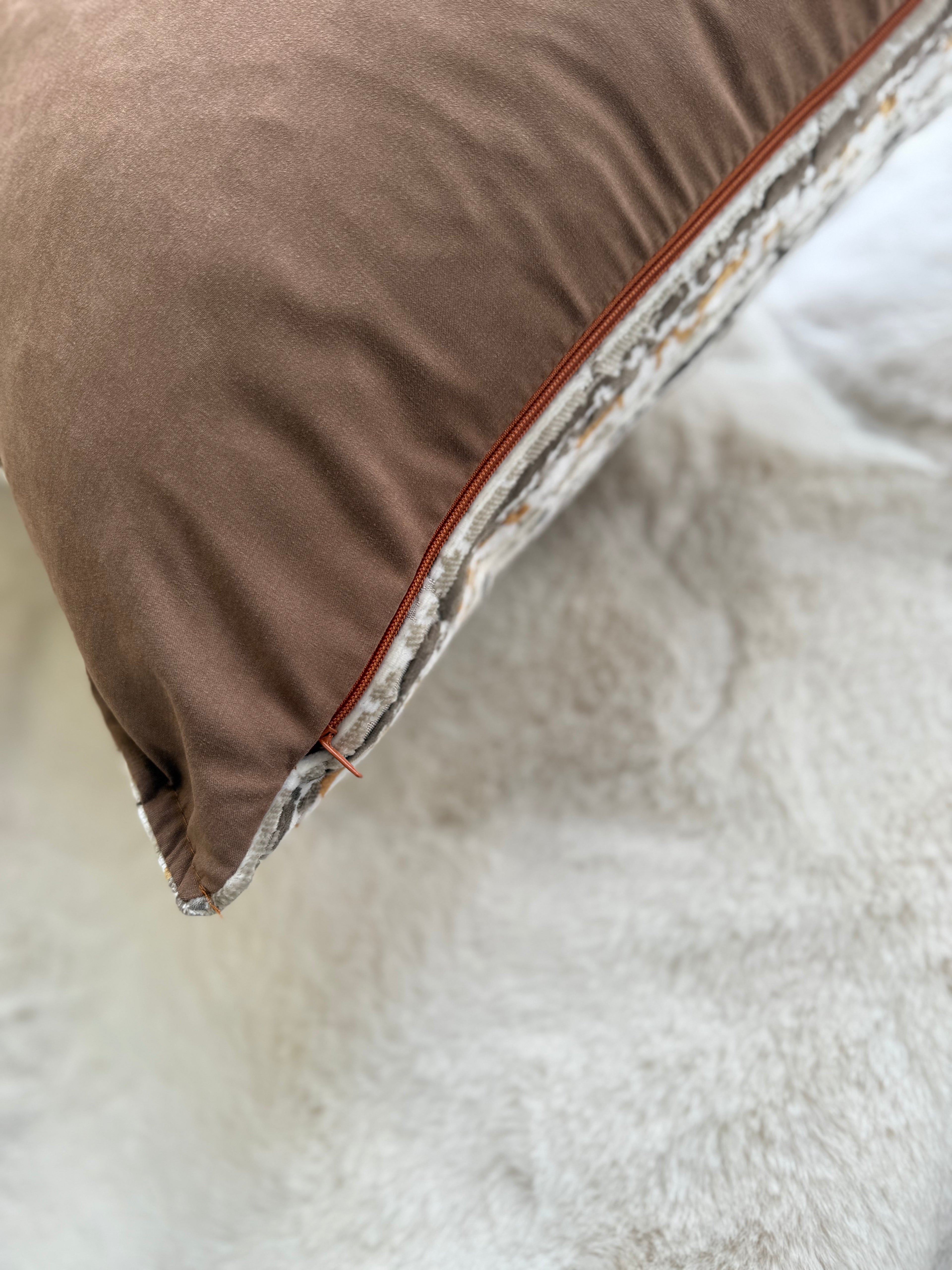 Cuscino Arredo in Ciniglia e Velluto – Made in Italy, Lavabile e "Double Face" Swol