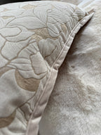 Cuscino Arredo in Ciniglia e Velluto – Made in Italy, Lavabile e "Double Face" Flower