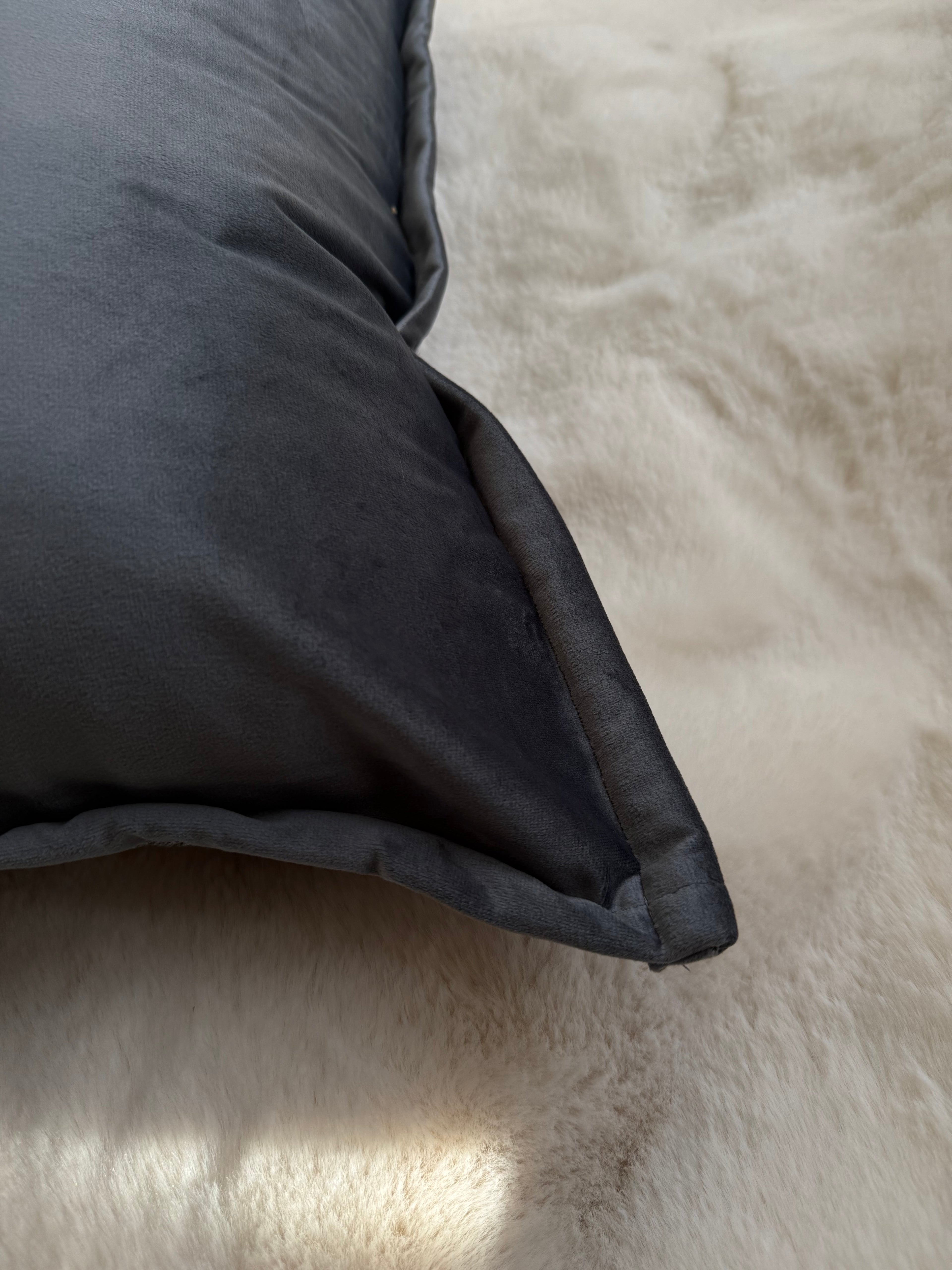 Cuscino Arredo in Ciniglia e Velluto – Made in Italy, Lavabile e "Double Face" Tunne