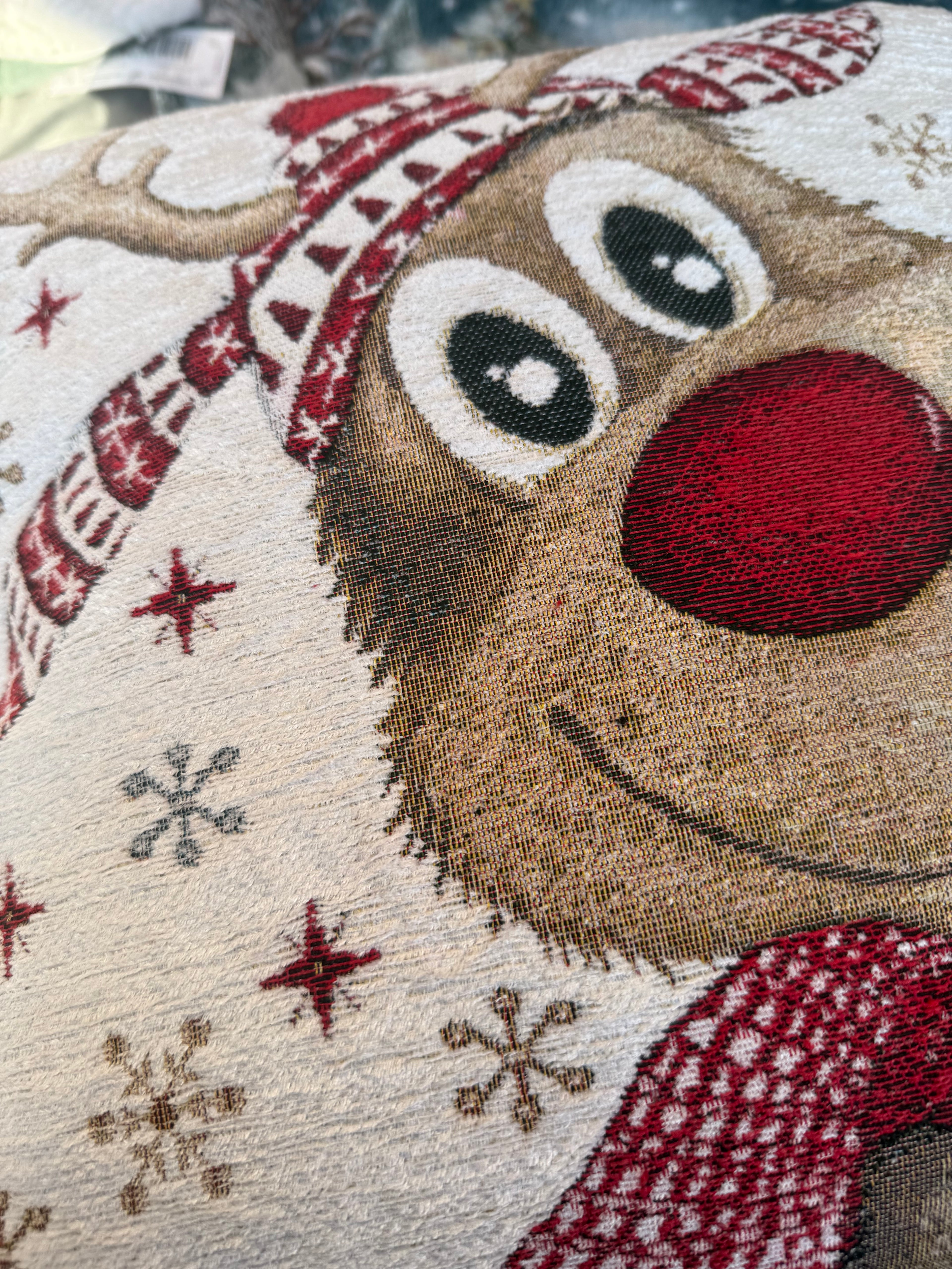 Centrotavola Natalizio 90×90 in Ciniglia – Arredo Tavola Rudolph