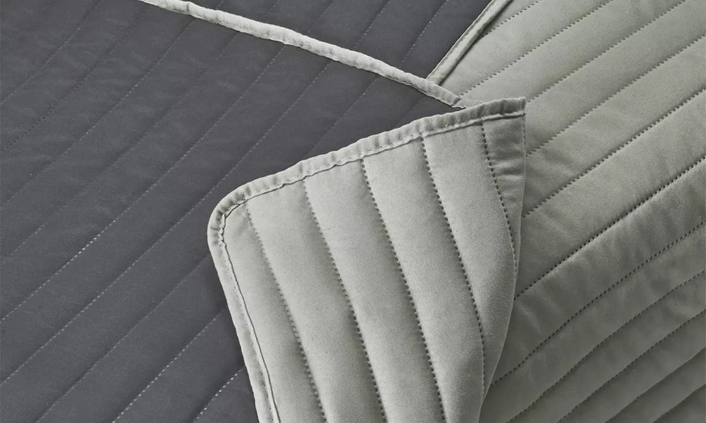 Copridivano Trapuntato