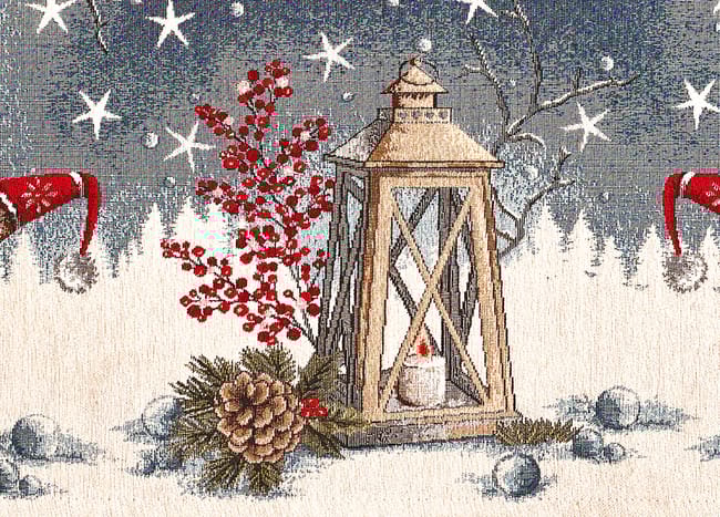 Centrotavola Natalizio 90×90 in Ciniglia – Arredo Tavola Gnomo Lanterna